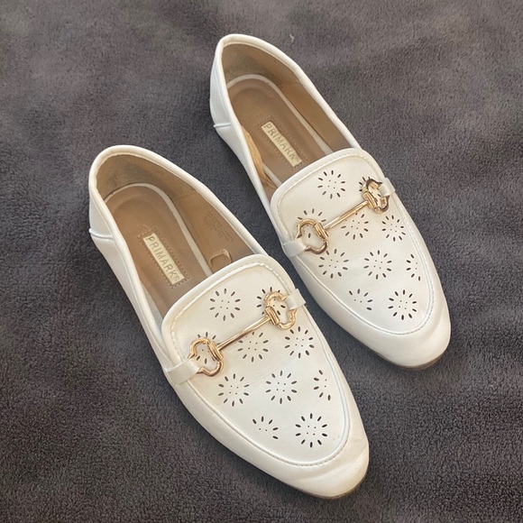 White loafers by Primark size 6 - Picture 1 of 8